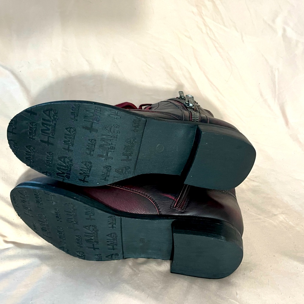 Moving Sale! Real Leather! NWOT - Burgundy Ankle Booties With Zippers Ornament. - Picture 5 of 5